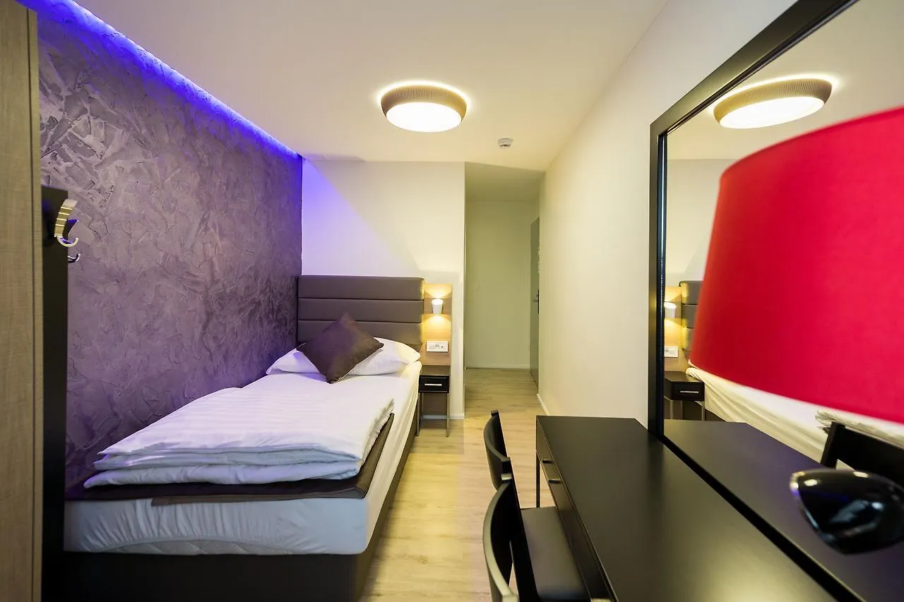 **  Hotel Sleep & Go Self-Check-In Ζυρίχη Ελβετία